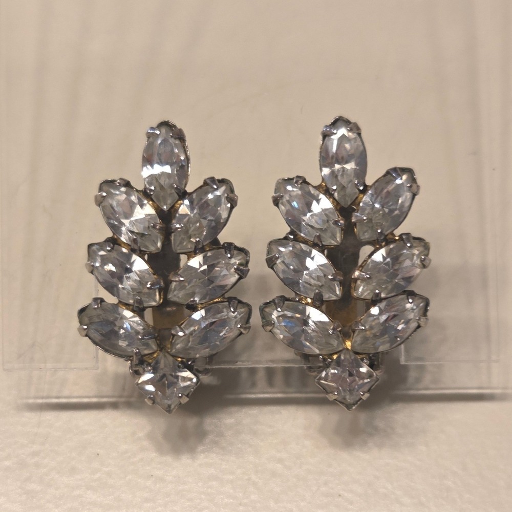 Rhinestone Leaf Clip On Earrings Silver Tone Sparkle Dazzling Glam Hollywood